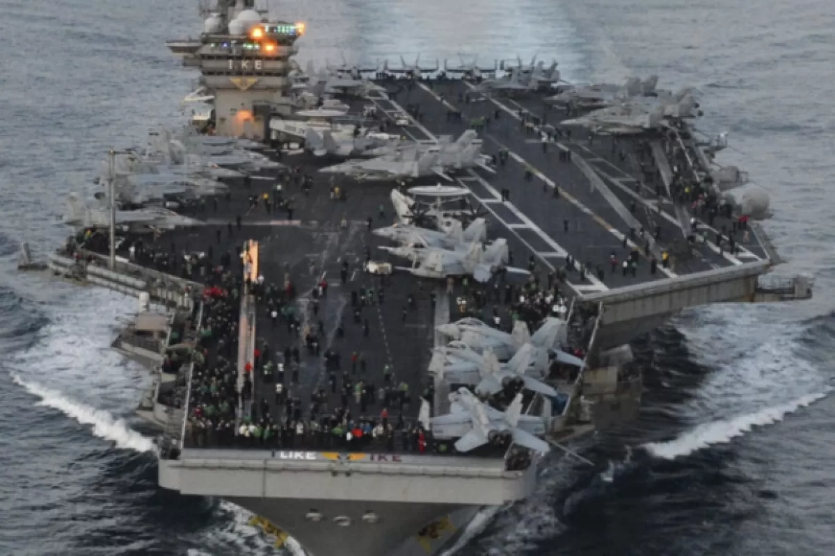 الجيش الأمريكي: دمرنا صاروخين بالبحر الأحمر أطلقا باتجاه المدمرة "غريفلي"