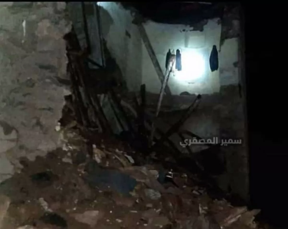 إب : وفاة وإصابة 6 مواطنين جراء تهدم منزل بسبب سيول الأمطار