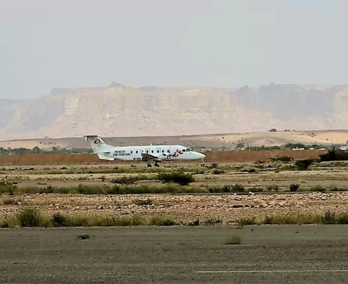 شبوة : مطار عتق الدولي يسير أولى رحلاته الدولية بعد توقف دام لسنوات