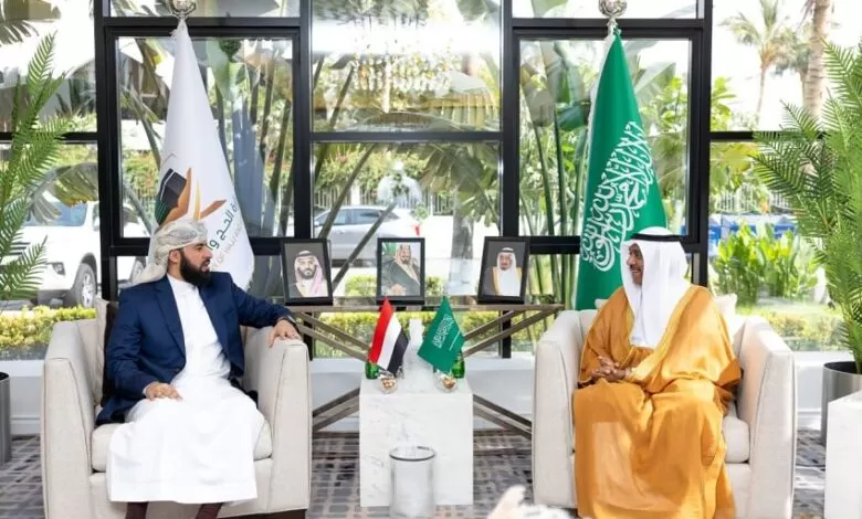 اليمن والسعودية تبحثان الترتيبات النهائية لضمان موسم حج منظم وآمن