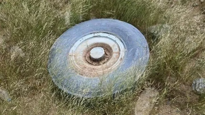 إصابة شخصين في انفجار لغم حوثي جنوب الحديدة