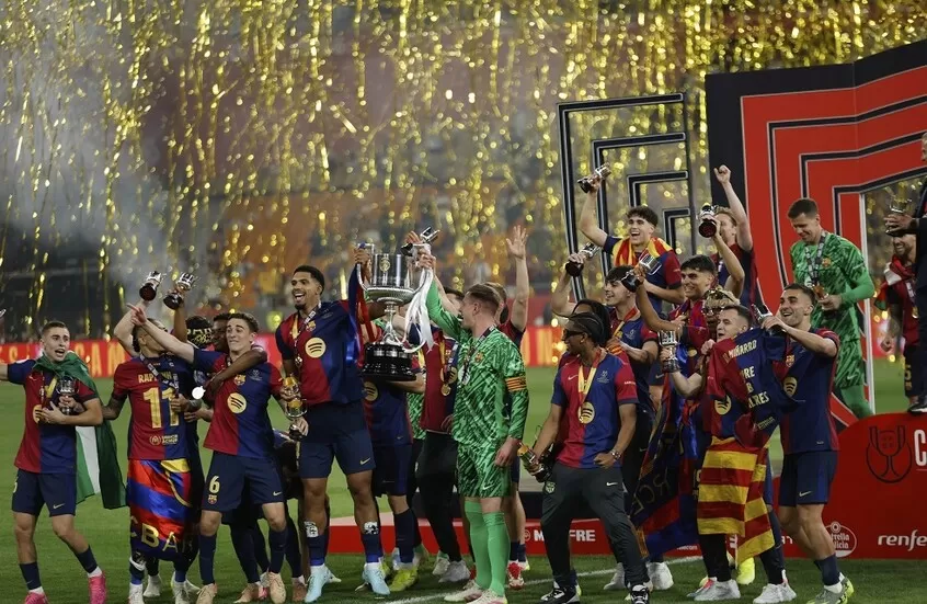 برشلونة يحسم الكلاسيكو ويتوج بطلاً لكأس إسبانيا