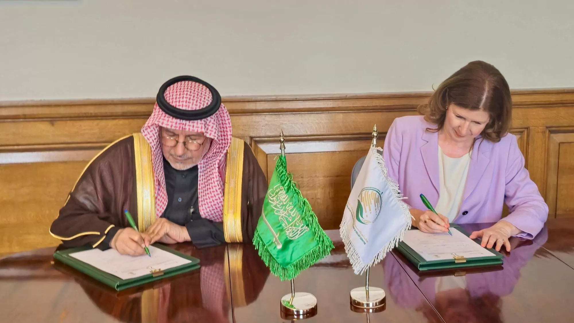 السعودية وبريطانيا تقدمان 10 ملايين دولار لمكافحة الكوليرا في اليمن