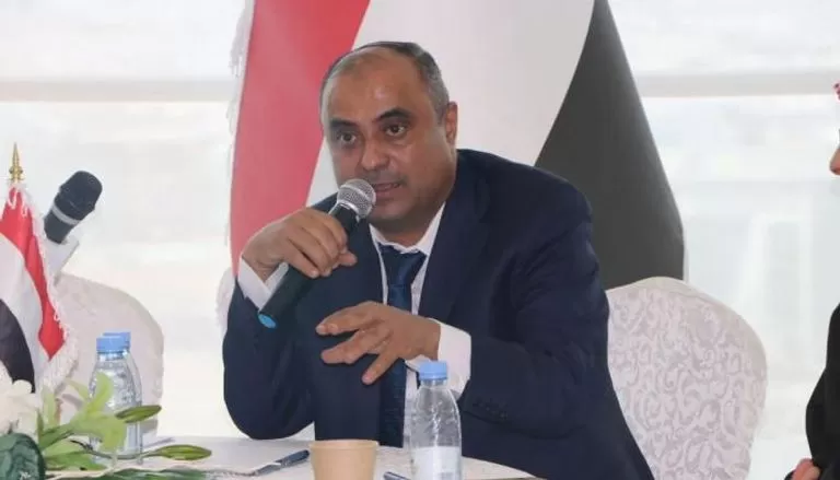 تعيين "بن بريك" رئيسًا للحكومة و"بن مبارك" مستشارًا رئاسيًا (تفاصيل)