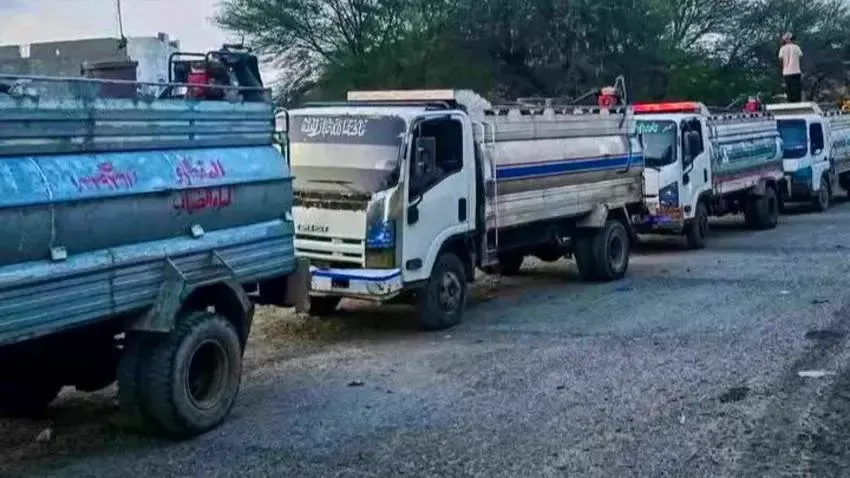 أزمة مياه في تعز تنذر بكارثة واتهامات بتحويل الإمدادات إلى مزارع القات