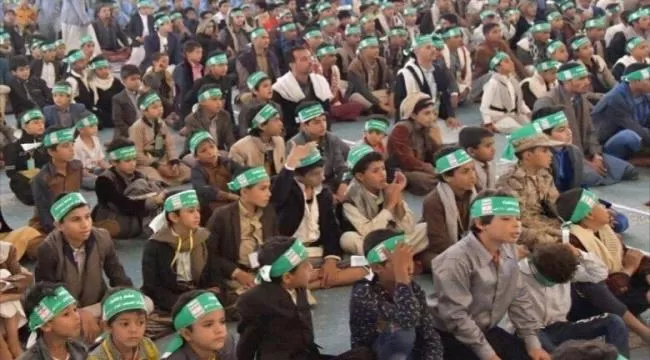 طفل يذبح والده في صنعاء بعد عودته من مركز دورة صيفية للحوثيين