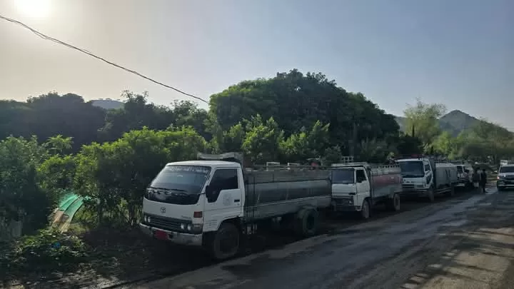 أزمة المياه بتعز تثير انتقادات لقافلة الوفاء ومطالب بحلول جذرية