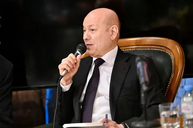 الرئيس العليمي: تحالف الحوثيين مع القاعدة وداعش يهدد الأمن الإقليمي والدولي