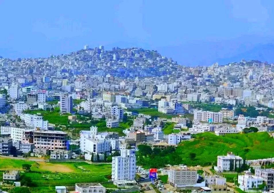 الحوثيون يقطعون المياه عن أحياء إب ويفاقمون الأزمة قبيل عيد الأضحى