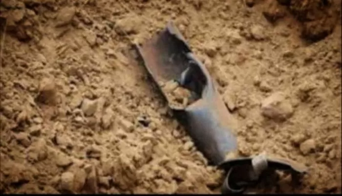 إصابة مواطن بانفجار مقذوف من مخلفات الحوثيين أثناء جمع الحطب في مأرب