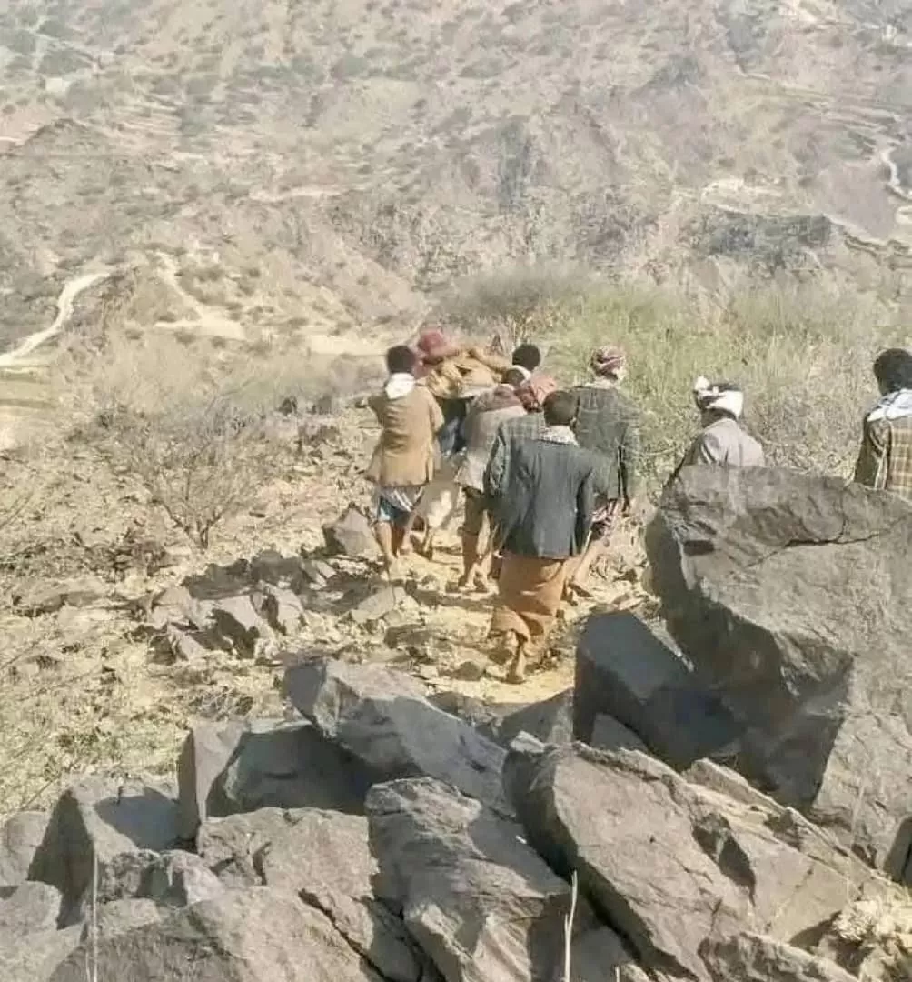 مقتل 6 يمنيين في انهيار مغارة بحجة يكشف تدهور الأوضاع بمناطق الحوثيين