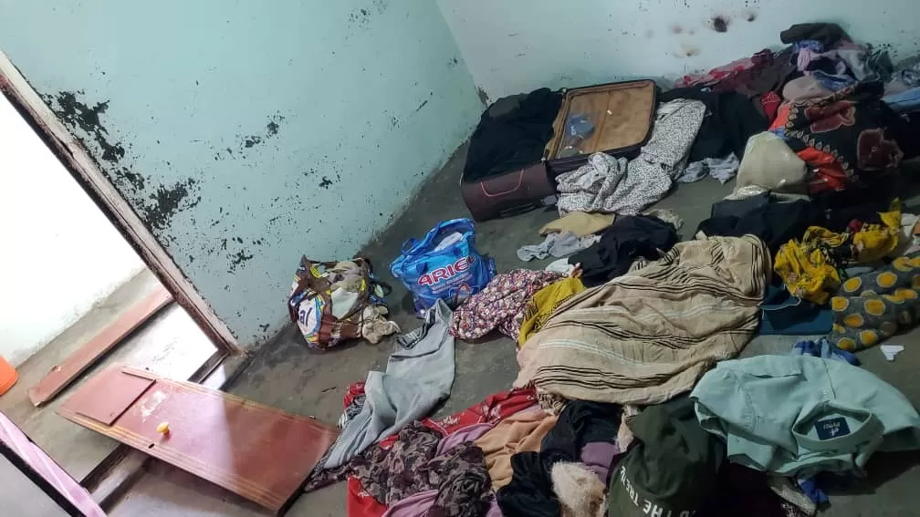 الحوثيون يختطفون أبناء معارض شرق تعز بعد اقتحام منزله والاعتداء على أسرته