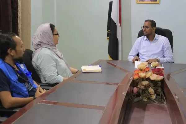 مسؤول يدعو "أونمها" لاتخاذ موقف حازم إزاء إغلاق طريق حيس–الجراحي