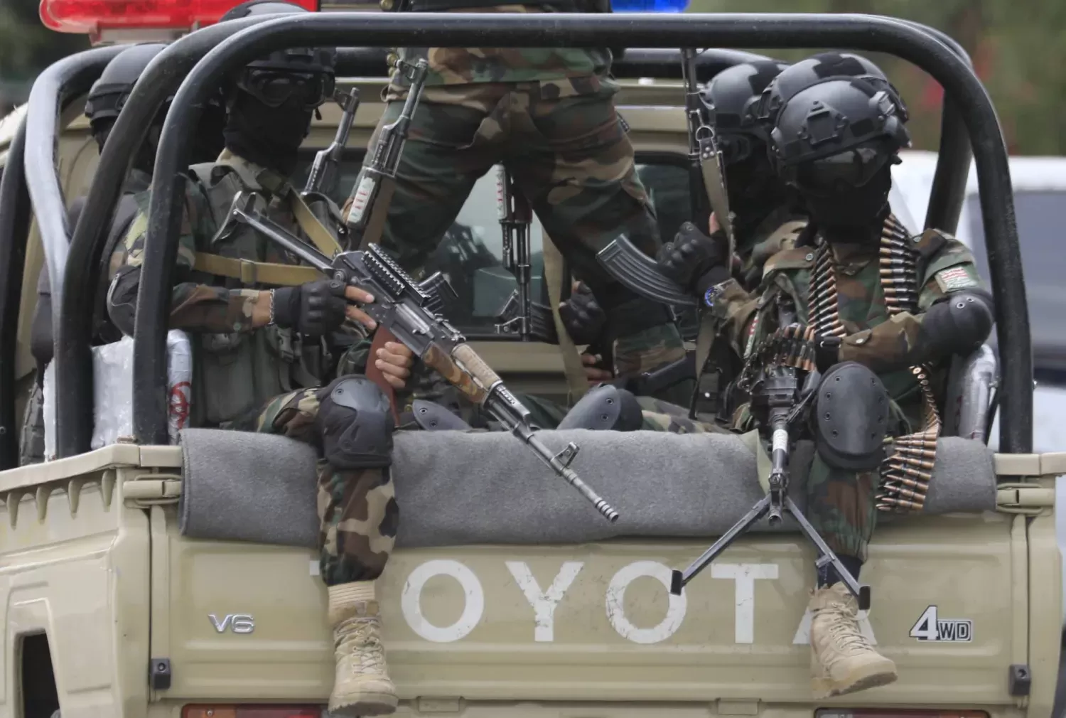 الحوثيون يستولون على بنك تجاري بصنعاء ويعيّنون قيادي حارسا قضائيا