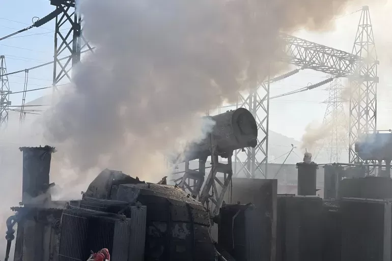 غارات إسرائيلية تستهدف منشأة طاقة بصنعاء ردًا على هجمات الحوثيين