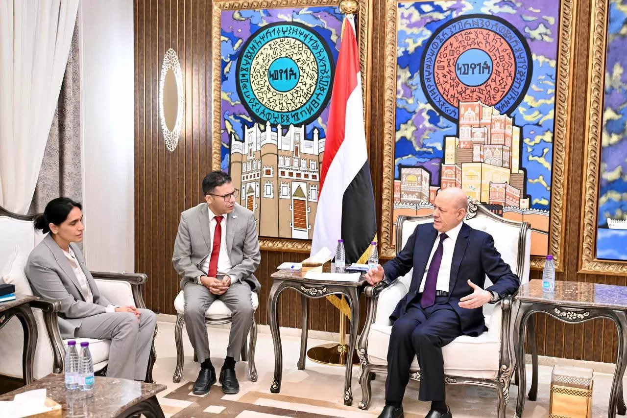 الرئيس العليمي: الحوثيون أصبحوا حالة ميؤوس منها كشريك في صناعة السلام