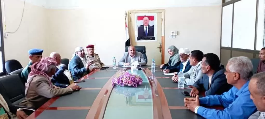 السلطة المحلية بتعز تؤكد على الحسم ومحاسبة الجناة في قضية اغتيال المشهري