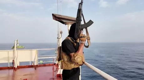 تقارير: الحوثيون يوسعون نشاط التهريب إلى سواحل السودان