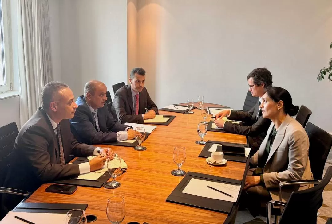 بن بريك يبحث مع سفيري بريطانيا وفرنسا سبل تعزيز الشراكة لدعم الإصلاحات