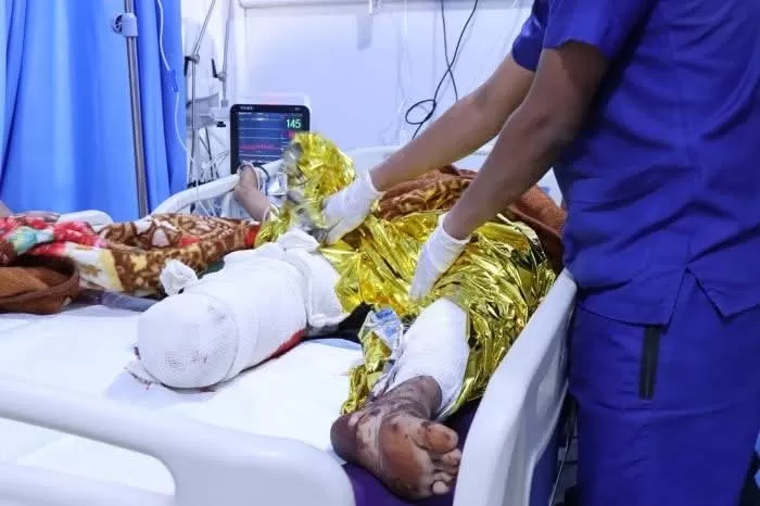 إصابة أربعة مدنيين في انفجار ألغام حوثية في ذوباب غرب تعز