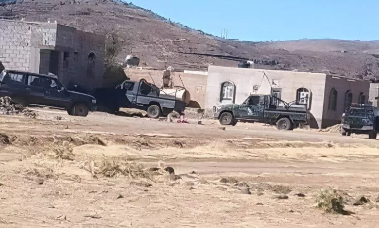 الحوثيون يحاصرون قرية في الجوف بذريعة ملاحقة مطلوبين