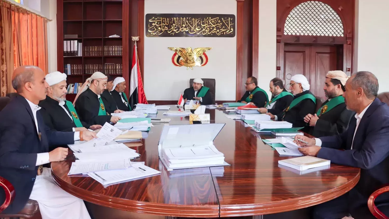 الحوثيون يعيّنون خريج دورة طائفية في منصب قضائي رقابي بصعدة