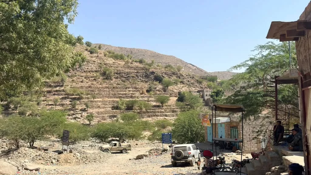 اللجنة الرئاسية تباشر التحقيق في محاولة اغتيال محافظ تعز وتسليم 9 متورطين