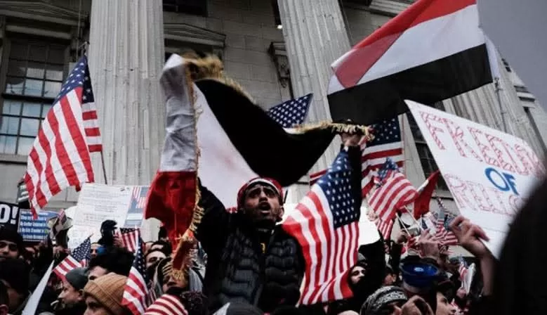 مركز حقوقي يطالب الأمن الداخلي الأمريكي بتمديد الحماية المؤقتة لليمنيين