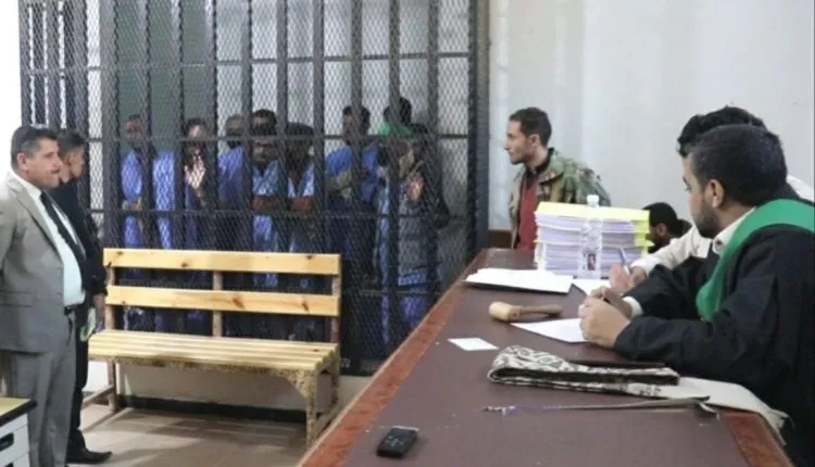 الحوثيون يقررون تنفيذ أحكام إعدام بحق 8 يمنيين عقب محاكمات صورية