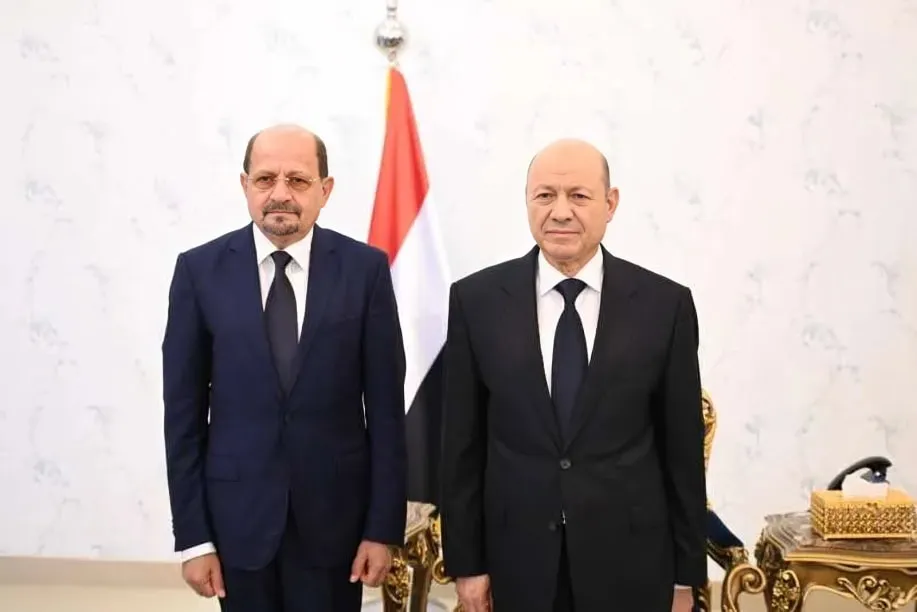 مشاورات مكثفة لتشكيل حكومة كفاءات جديدة في اليمن وفق معايير صارمة