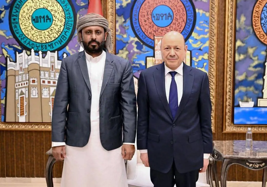 الرئيس العليمي يؤكد على أهمية تعزيز الشراكة السياسية خلال لقائه بن حبريش