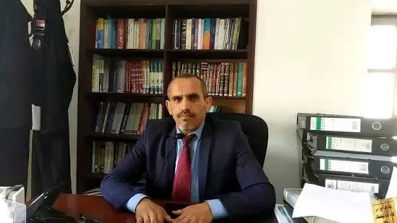 المحامي صبرة يتعرض للتعذيب والتهديد داخل سجون الحوثيين بصنعاء