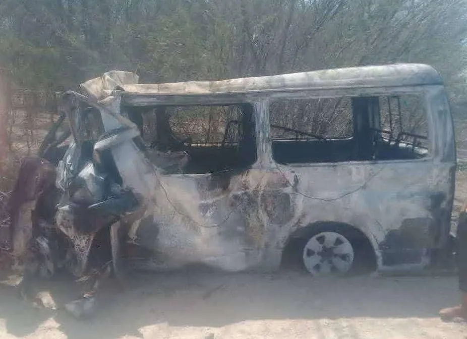 وفاة 16 شخصا في حادث مروري مروع بمنطقة لحمر في أبين