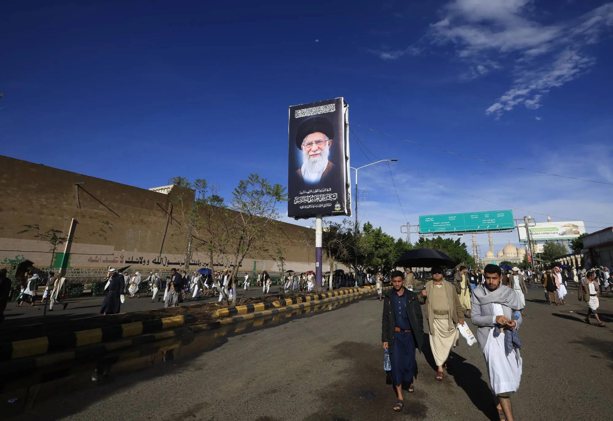 مخاوف محلية من انخراط الحوثيين في الصراع الإقليمي دعماً لإيران