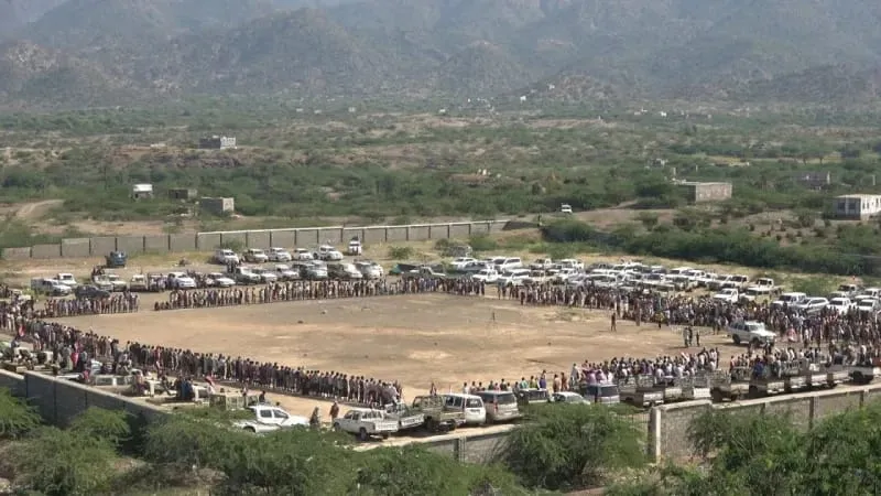 لجنة وساطة لاحتواء التوتر بين قوات طارق والقبائل عقب مقتل شاب بطيران مسيّر (تفاصيل)