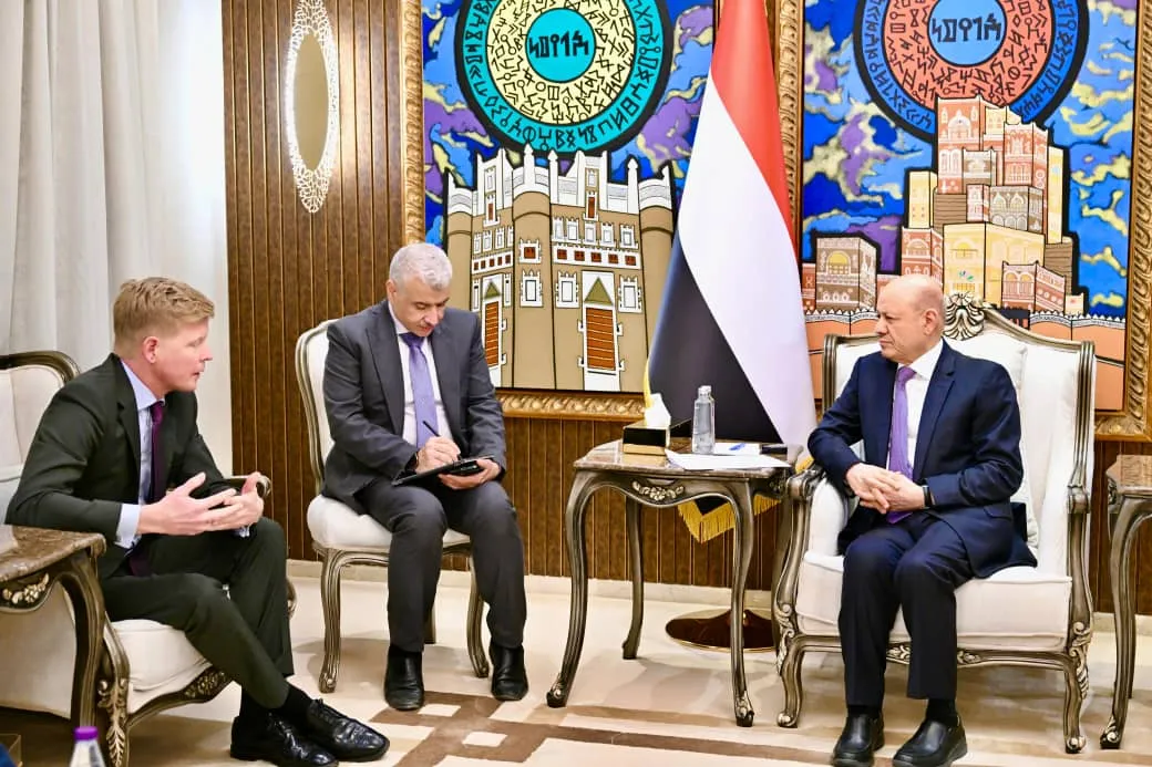 الرئيس العليمي: الحوثيون أداة إيرانية تخريبية واستعادة الدولة خيار استراتيجي