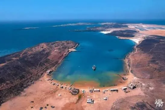 تقرير: طائرة الشحن الإماراتية هبطت في قاعدة إسرائيلية بعد منعها من الهبوط في ميّون