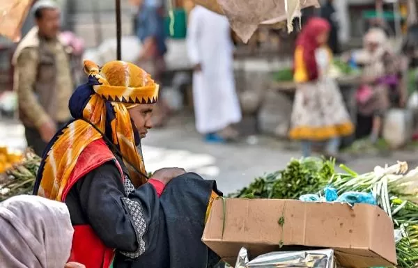 اقتصاد: دعم دولي عاجل لإنقاذ الاقتصاد المتهاوي في اليمن