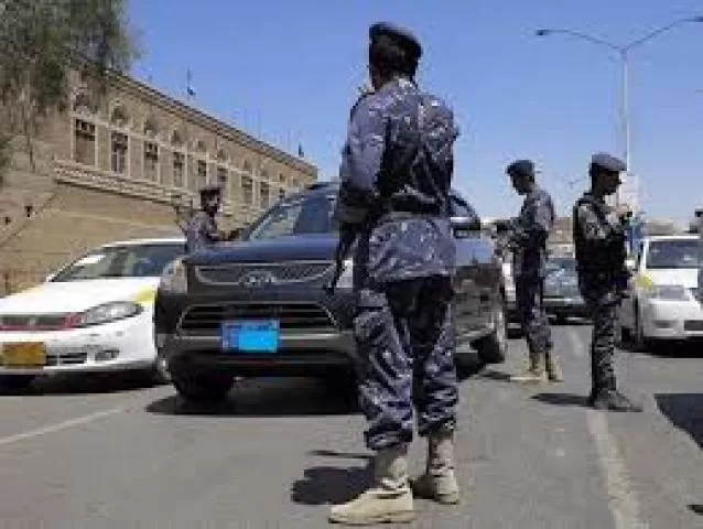 جماعة الحوثي تنفذ انتشارا أمنيا مكثفا في شوارع صنعاء